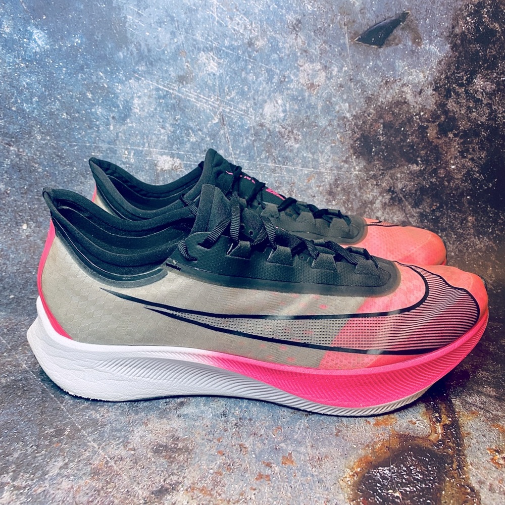 Nike Zoom Fly 3 'Pink Blast'